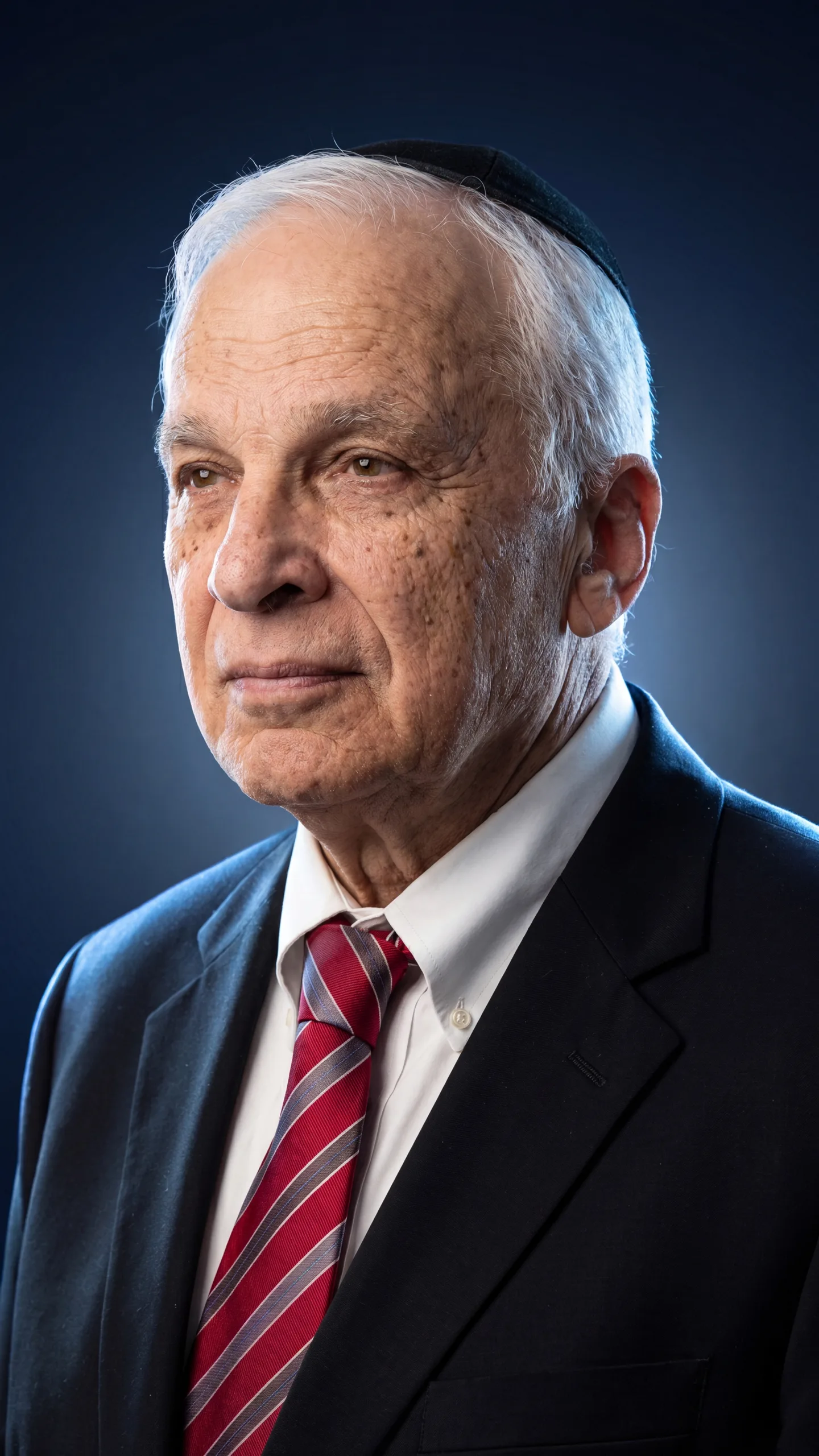 Yashar Hirshaut