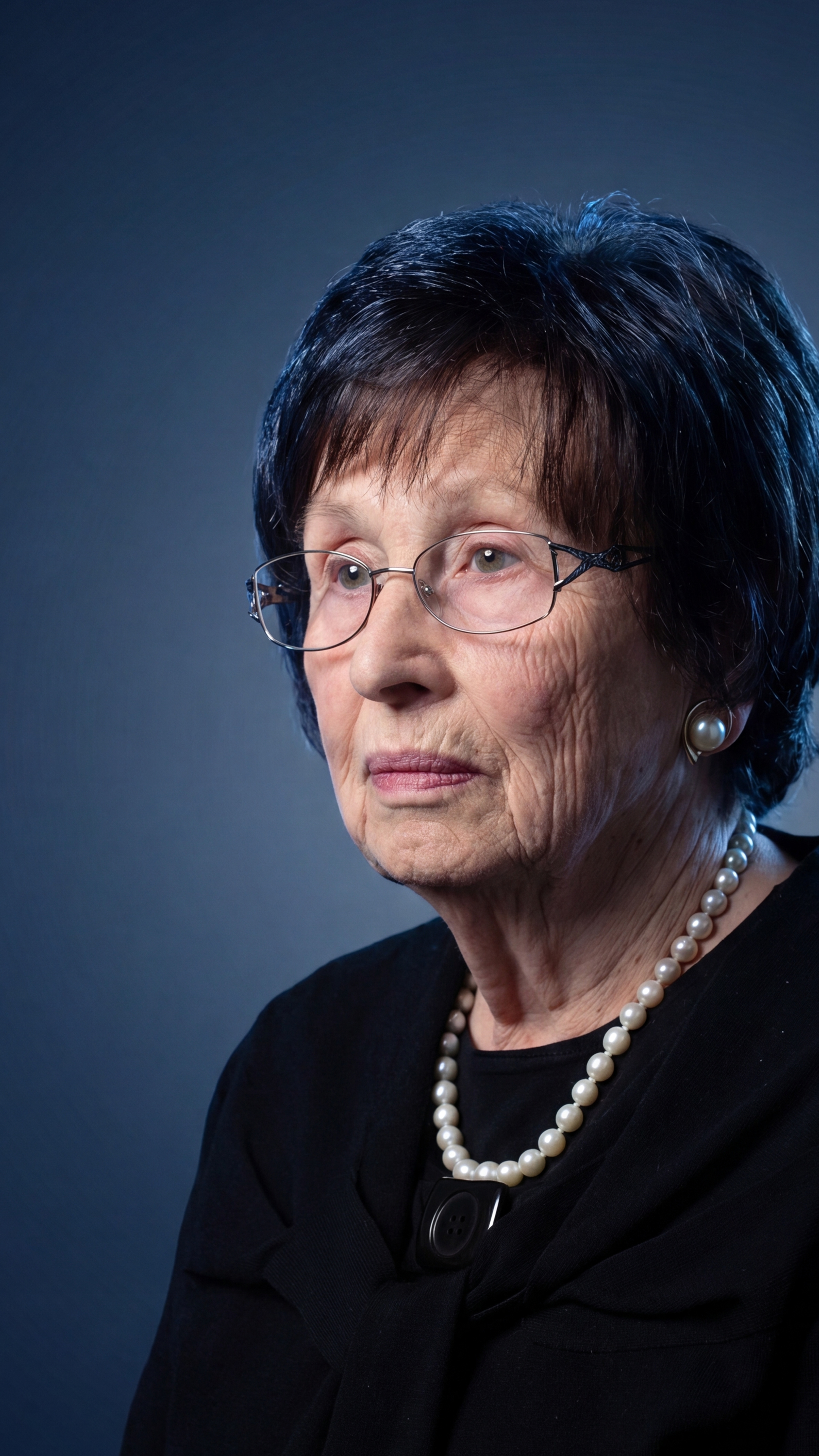 Esther Gestetner